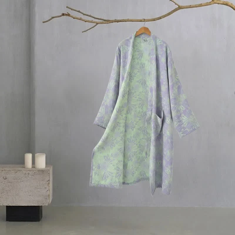 Kimono-Bademantel aus doppellagigem Baumwoll-Doppelgaze mit Pfirsichblütenmuster
