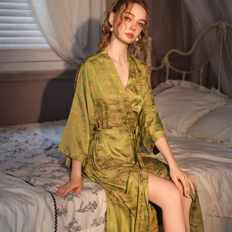 Morgenmantel mit dezentem Vintage-Muster und 3/4-Ärmeln