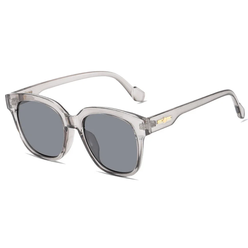 Damer klassisk solbrille med moderne oversized ramme Luvikno