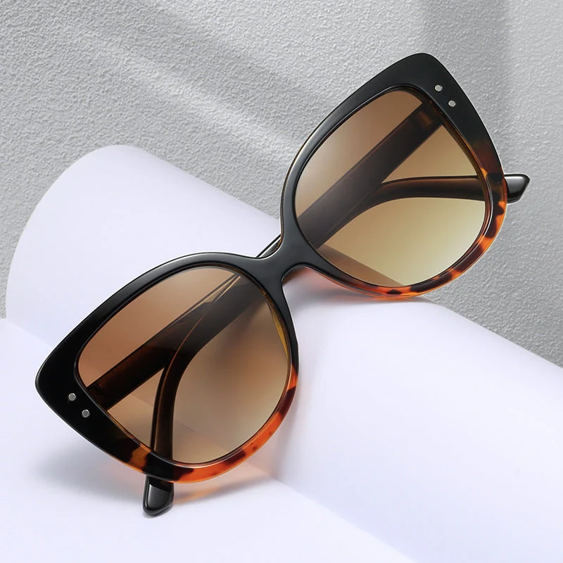 Damer glamorøs oversized solbrille med elegant gjennomsiktig ramme Luvikno