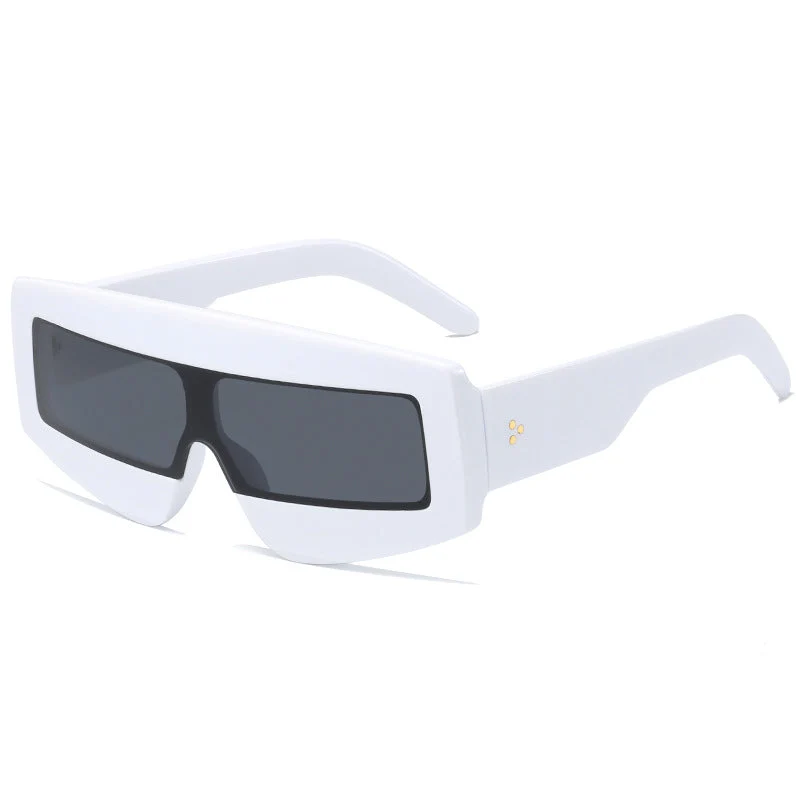 Dame futuristiske solbriller i chunky design Luvikno
