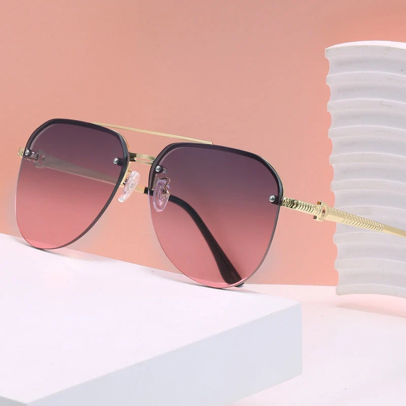 Damer elegant pilot solbrille med høy UV-beskyttelse og stilfull ramme Luvikno