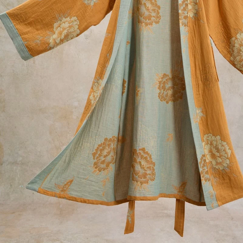 Kimono-Bademantel aus Baumwollgaze mit gelber Pfingstrose