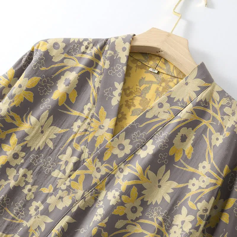 Vintage-Bademantel aus rustikalem Baumwolljacquard mit Blumenmuster
