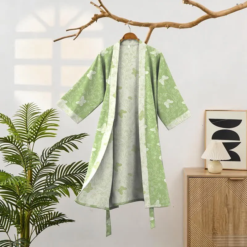 Kimono-Bademantel aus doppellagigem Baumwollgewebe mit grünem Schmetterlingsmuster