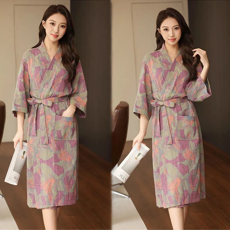 Kimono-Bademantel aus Baumwoll-Doppelgaze mit Blumenmuster
