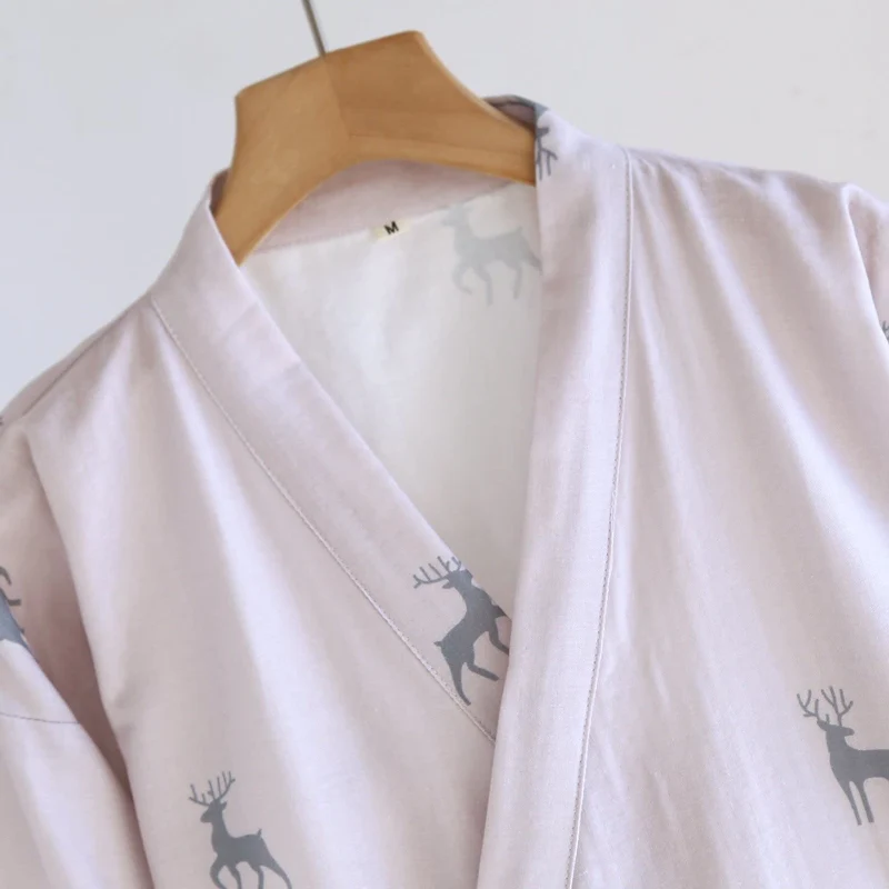 Kimono-Bademantel aus Baumwollgaze mit Hirschmotiv für Paare