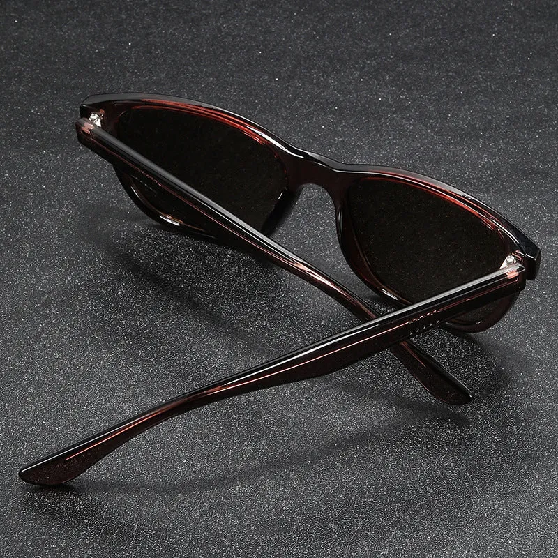 Dame solbrille i moderne retro-design med høykvalitets UV-beskyttelse Luvikno