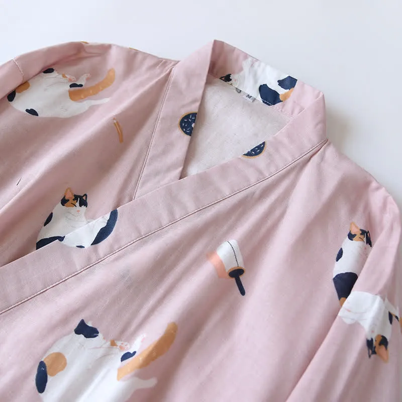Passender Kimono-Bademantel aus Baumwollgaze mit Katzenmotiv