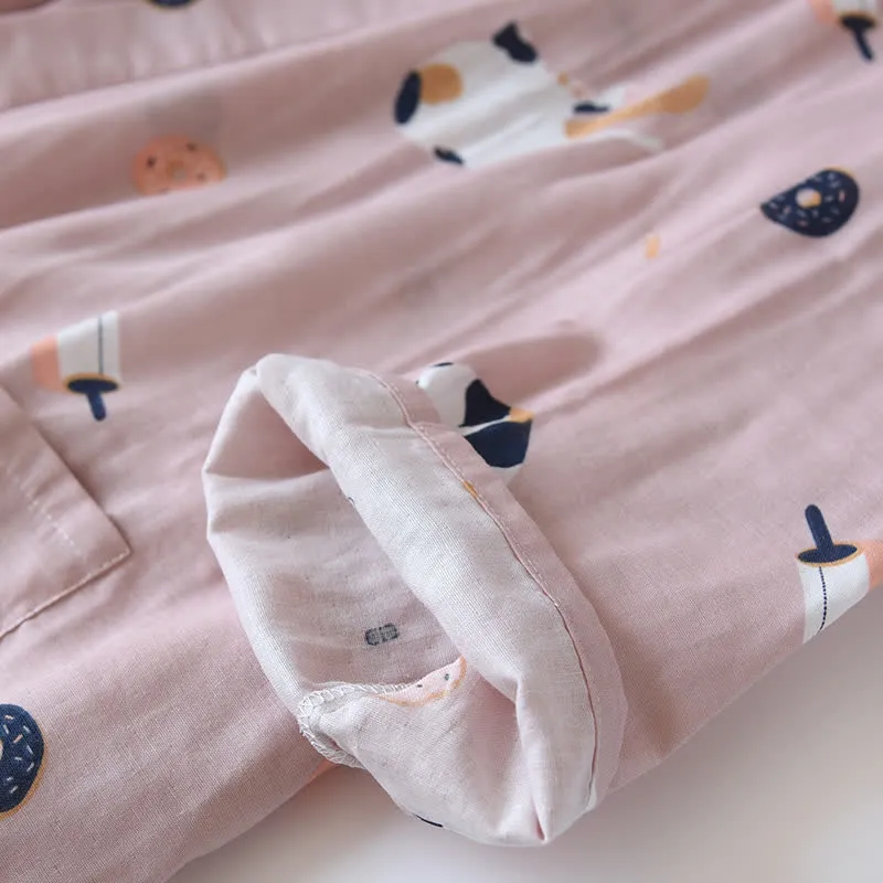 Passender Kimono-Bademantel aus Baumwollgaze mit Katzenmotiv