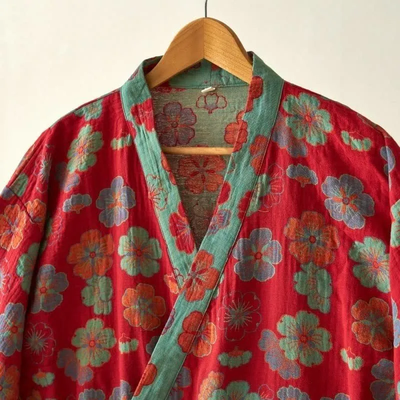 Kimono-Bademantel aus Baumwollgaze mit Pflaumenblüten-Print