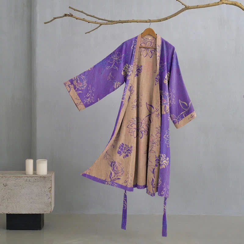 Zweifarbiger Kimono-Bademantel aus Baumwollgaze mit Pfingstrosenmotiv