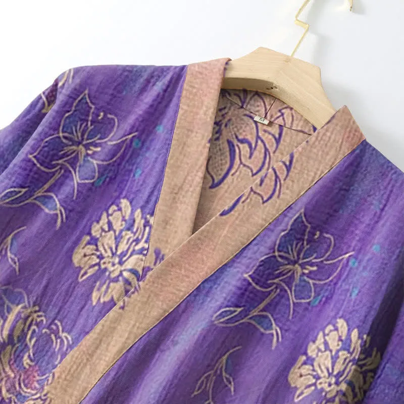 Zweifarbiger Kimono-Bademantel aus Baumwollgaze mit Pfingstrosenmotiv