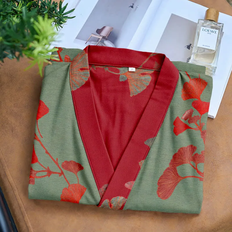 Kimono-Bademantel aus Bio-Baumwolle mit Ginkgoblatt