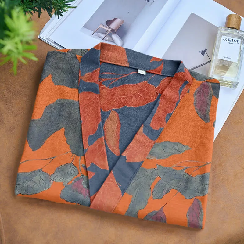 Kimono-Robe aus Baumwollgaze mit botanischem Blattmuster