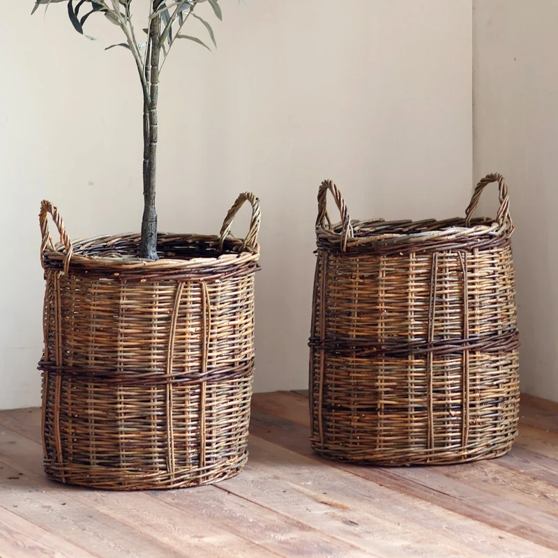 Rustic storage basket Stornfield
