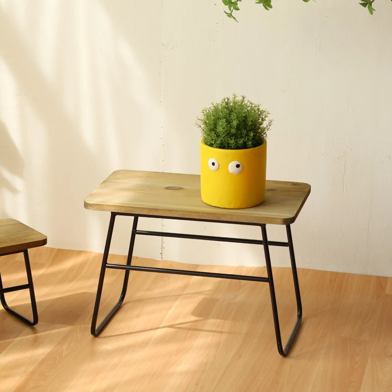 Modern coffee table in minimalist design Stornfield