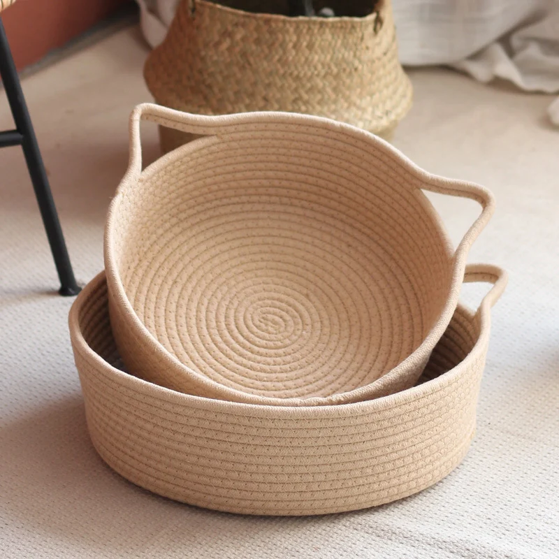 Decorated basket with practical handles Stornfield