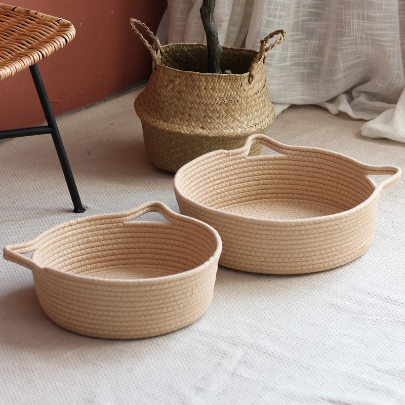 Decorated basket with practical handles Stornfield