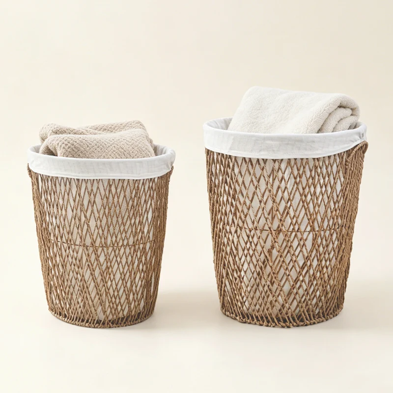 Decorative laundry basket with lid Stornfield