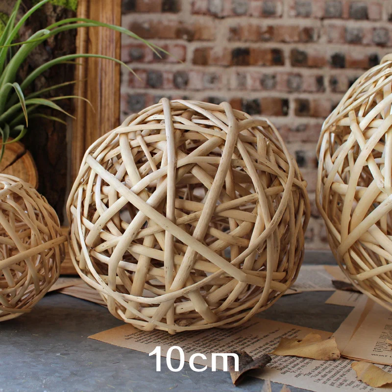Decorative natural material decor ball Stornfield