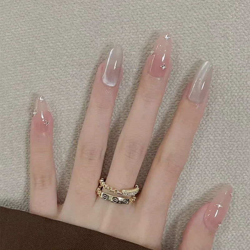 Decorative Press-On Nail Set with Subtle Glitter Accents Stornfield