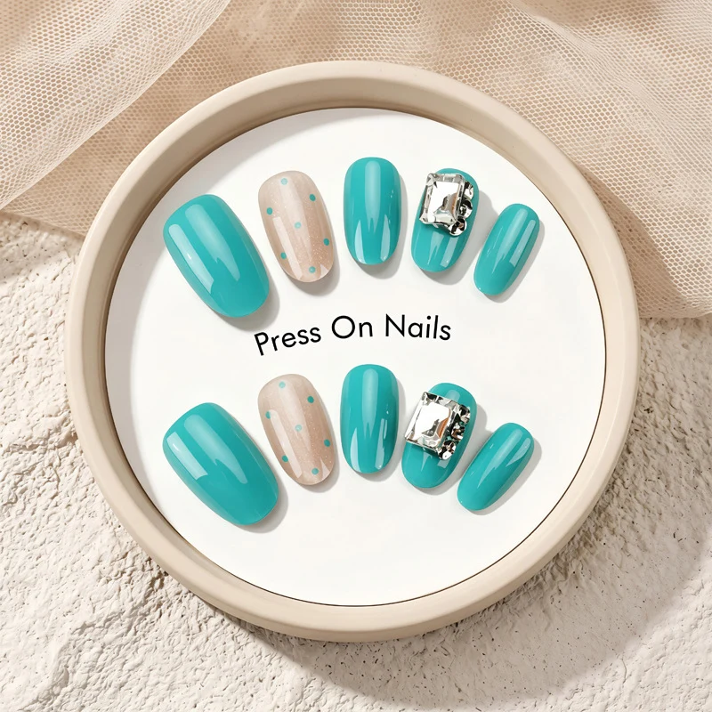 Decorative Press-On Nail Set with Elegant Accents Stornfield