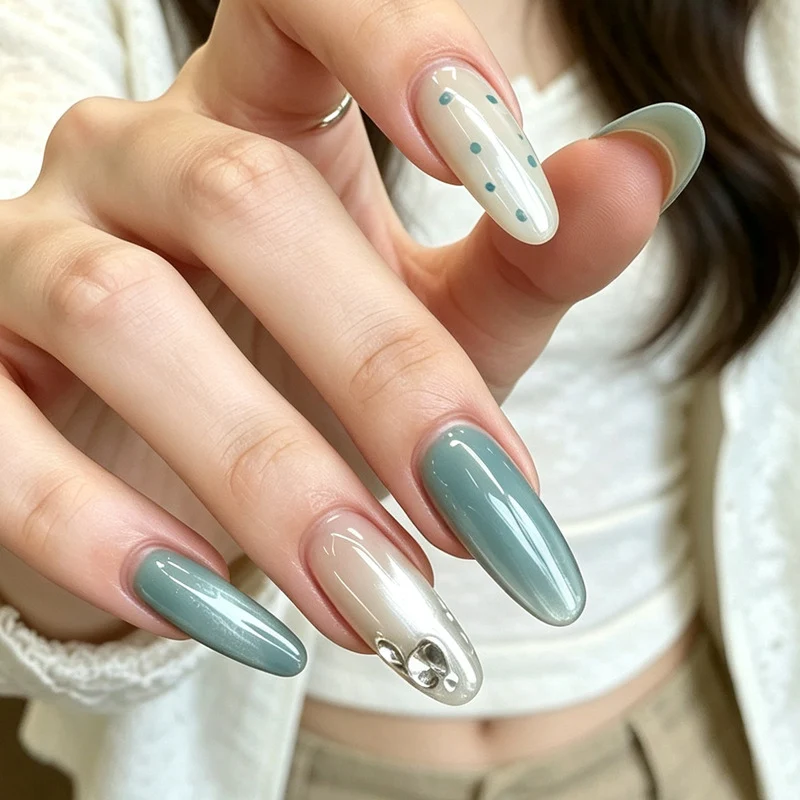 Decorative Press-On Nail Set with Crystal Accents Stornfield