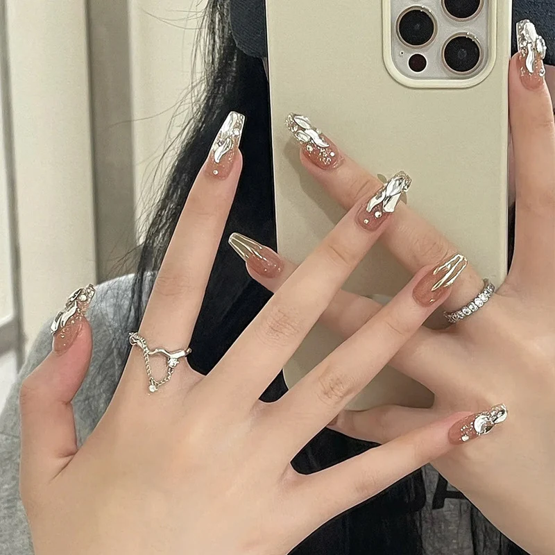 Decorative Press-On Nail Art with Elegant Black Tips Stornfield