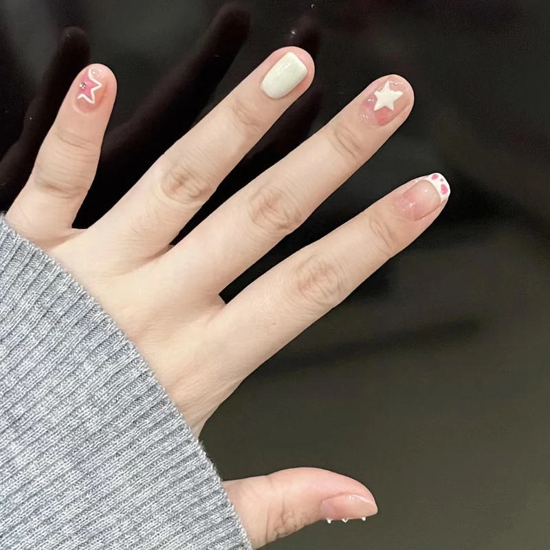 Decorative Press-On Nail Art Set Stornfield