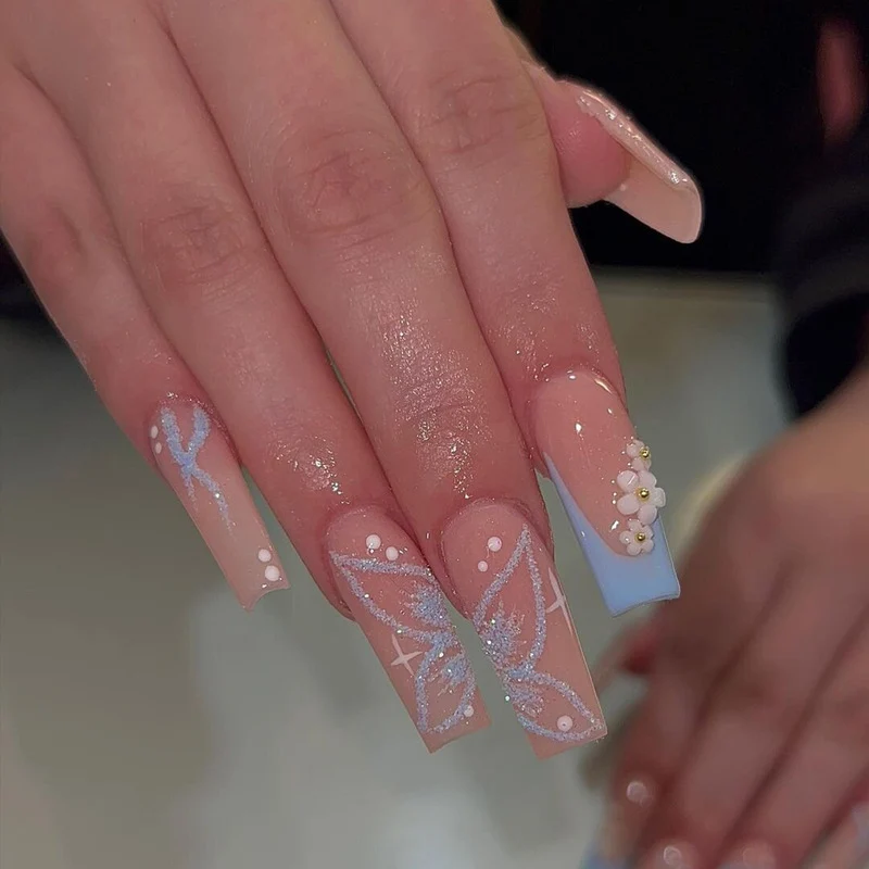 Decorative Long Press-On Nail Set with Floral and Glitter Accents Stornfield