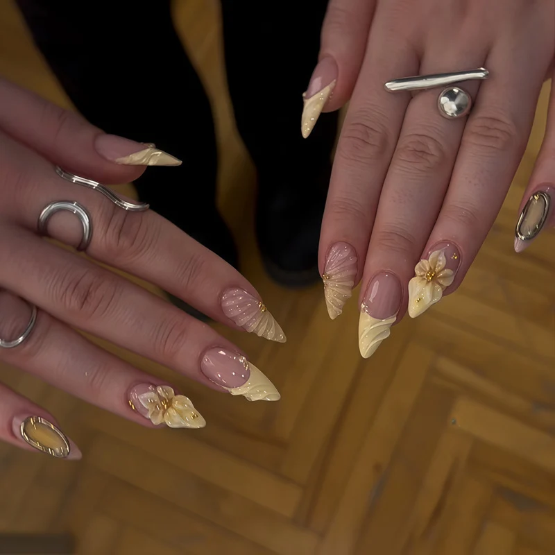Elegant Floral Press-On Nail Set Stornfield 1789389044