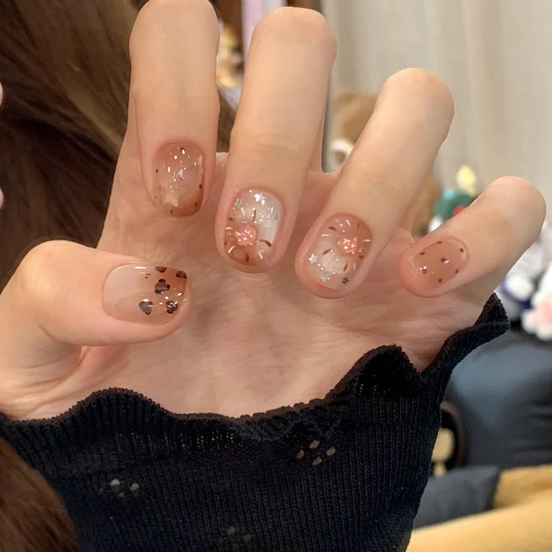 Elegant Floral Press-On Nail Art Stornfield