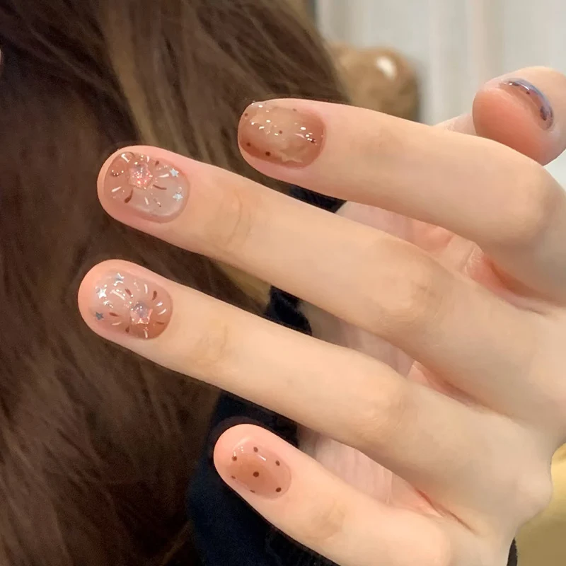 Elegant Floral Press-On Nail Art Stornfield