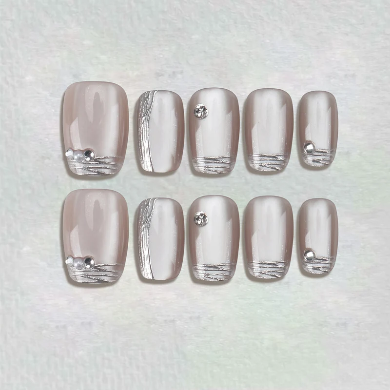 Elegant Decorative Press-On Nails with Metallic Accents Stornfield