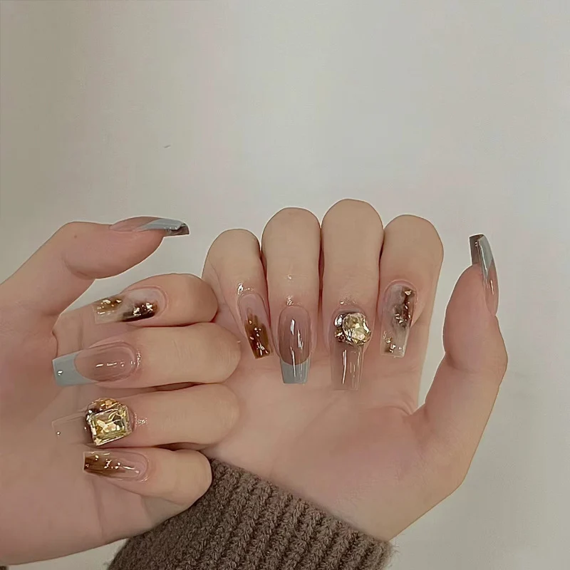 Elegant Crystal-Embellished Press-On Nail Set Stornfield