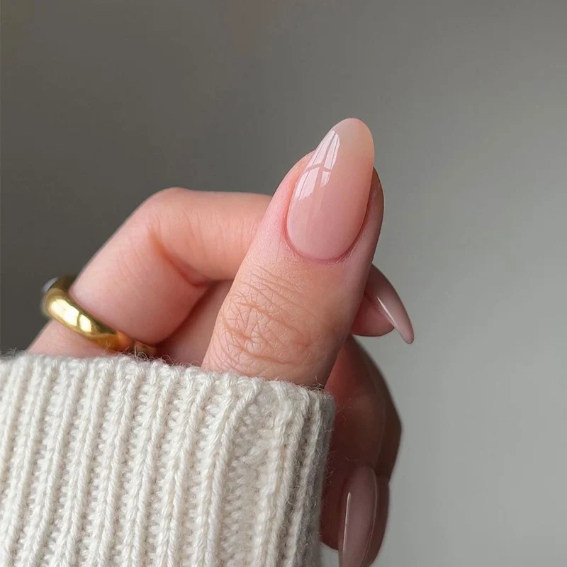 Elegant Almond-Shaped Press-On Nails Stornfield 1789388646