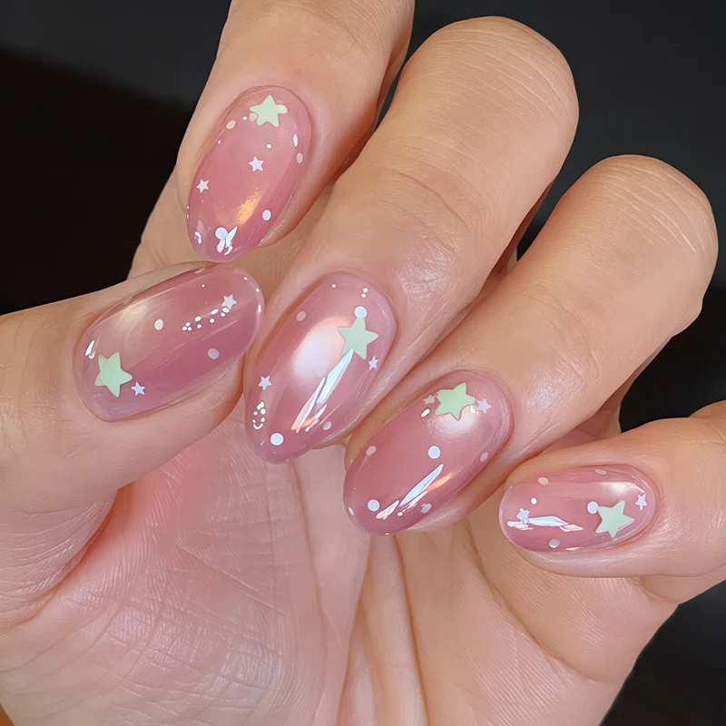 Decorative Star-Designed Press-On Nail Set Stornfield