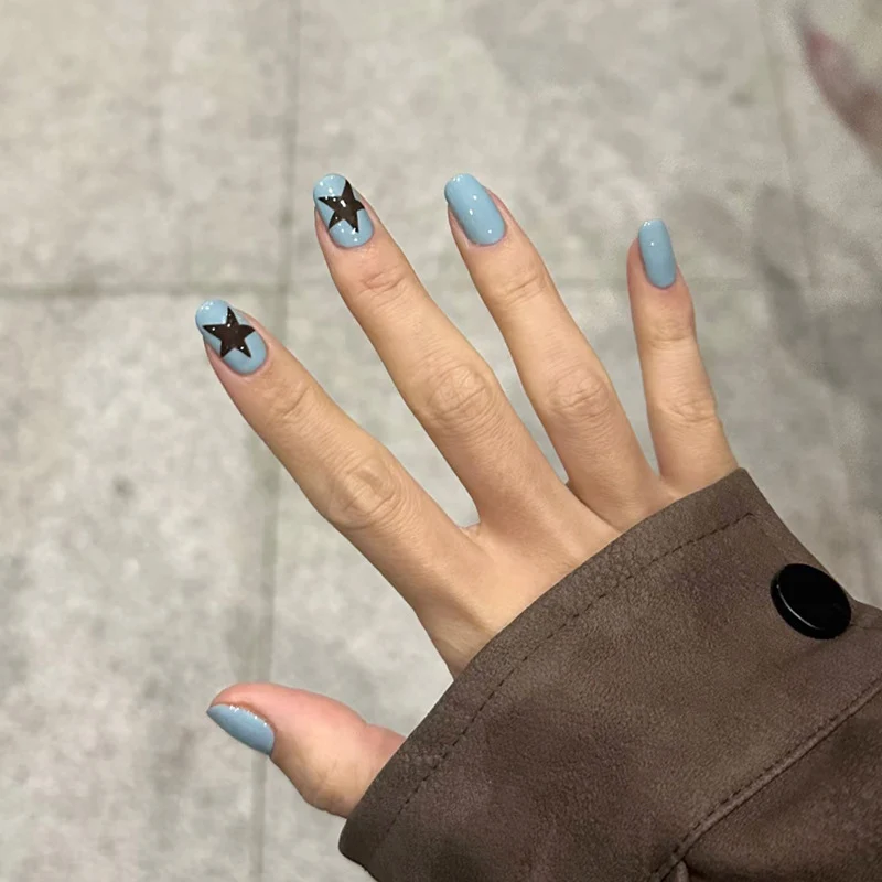 Artistic Nail Art with Star Designs Stornfield