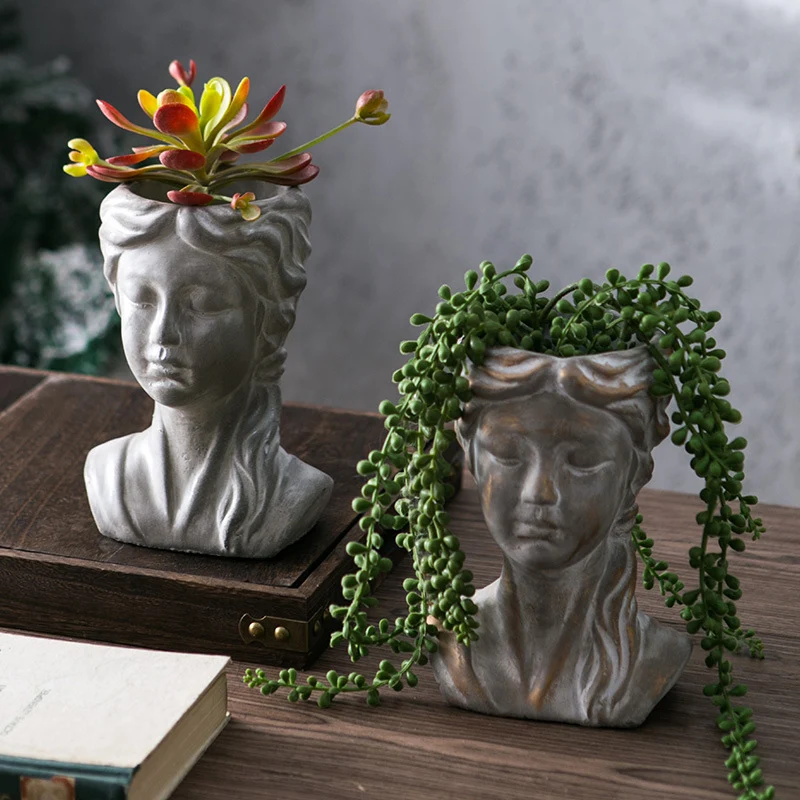 Stylish Sculpture Head Stornfield