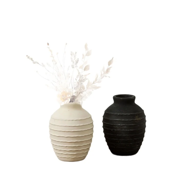 Elegant Ceramic Vase Stornfield