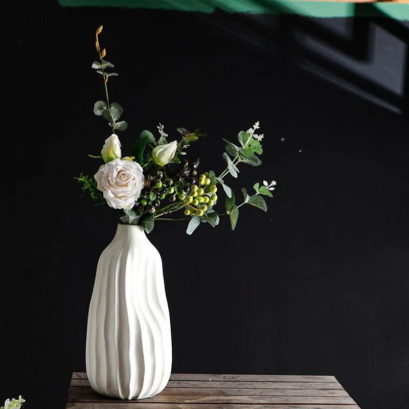 Decorative ceramic vase Stornfield