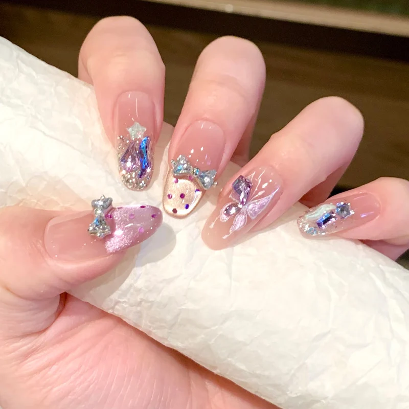 Artistic Press-On Nail Set with Whimsical Embellishments Stornfield