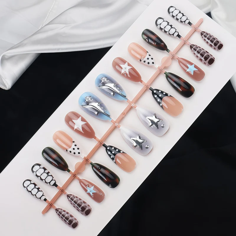 Artistic Press-On Nail Set with Star and Geometric Designs Stornfield