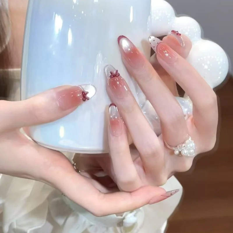 Artistic Press-On Nail Set with Floral and Gradient Design Stornfield