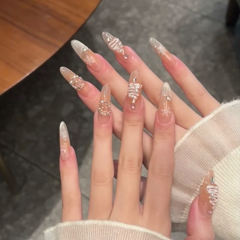 Artistic Press-On Nail Set with Decorative Gemstone Accents Stornfield