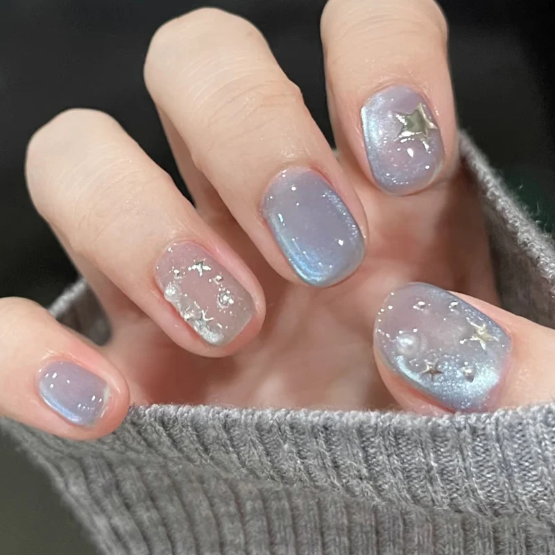 Artistic Press-On Nail Set with Celestial Theme Stornfield