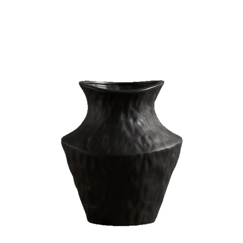Curved ceramic vase Stornfield