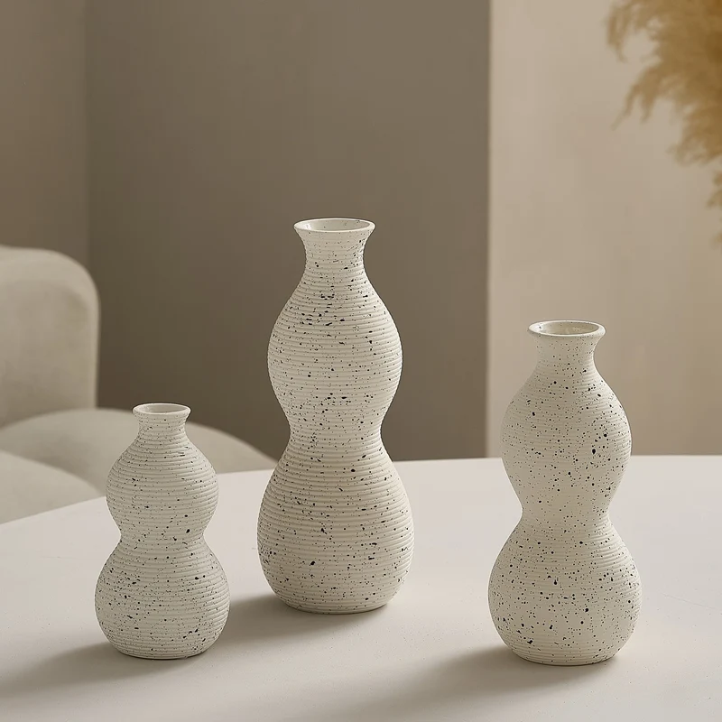 Elegant and Artistic Ceramic Vase Stornfield