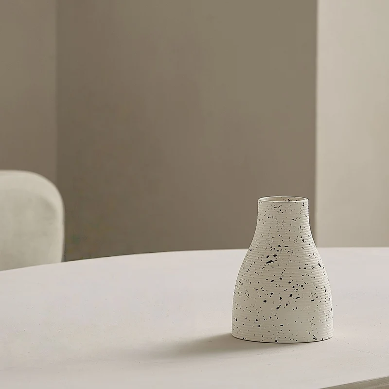 Elegant and Artistic Ceramic Vase Stornfield
